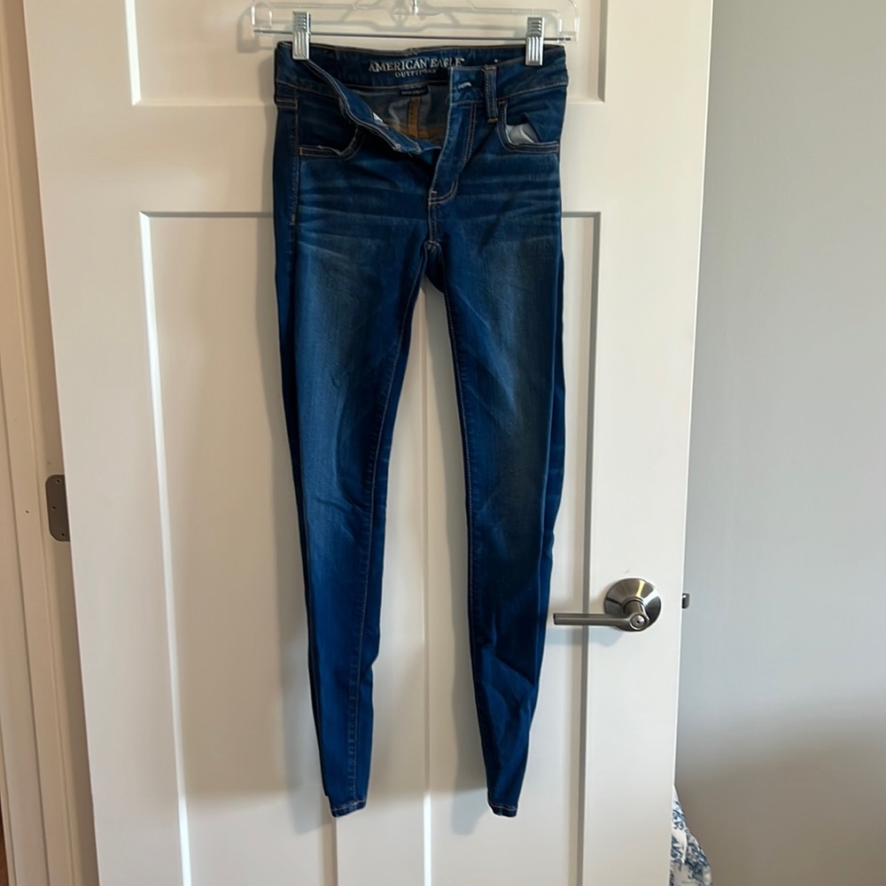 00 American Eagle skinny jeans